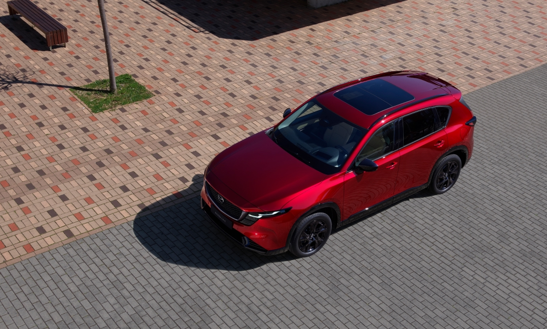 New CX-5 Reveal Image article 1080x650 (2).jpg